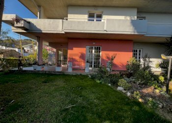 Casa all\'aperto - Casa semi indipendente Contrada Vallevò
 
175, Rocca San Giovanni - foto 73