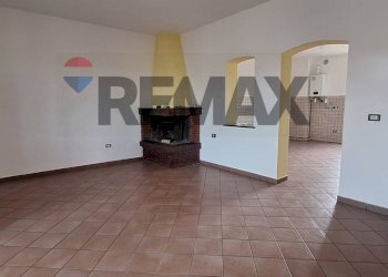 Stanza vuota - Appartamento Contrada Mozzoni
 
12, Treglio - foto 1