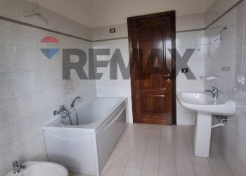 Bagno - Appartamento Contrada Mozzoni
 
12, Treglio - foto 16