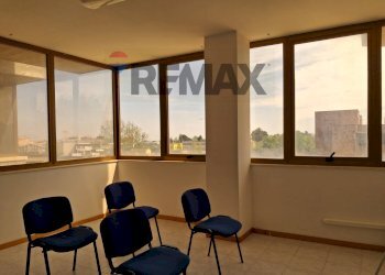 Sala da pranzo - Office Via Martiri VI Ottobre
61, Lanciano - photo 13