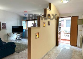 Hall / corridoio - Appartamento Via Roma
 
6, Villa Santa Maria - foto 8