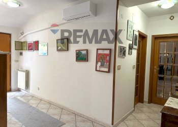Hall / corridoio - Appartamento Via Roma
 
6, Villa Santa Maria - foto 9