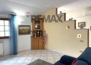 Soggiorno - Appartamento Via Roma
 
6, Villa Santa Maria - foto 12