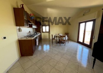 Sala da pranzo - Independent house C.da Villa Elce
 
83, Lanciano - photo 4