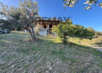 Giardino - Independent house C.da Villa Elce
 
83, Lanciano - photo 30