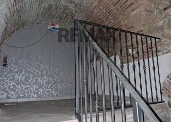 Balcone - Locale Commerciale Vico 10 di Via Cavour
 
1, Lanciano - foto 13