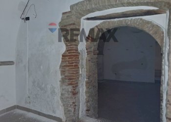 Edificio all\'aperto - Locale Commerciale Vico 10 di Via Cavour
 
1, Lanciano - foto 15