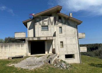 Casa all\'aperto - Villa C.da Ritiro, Orsogna - foto 5
