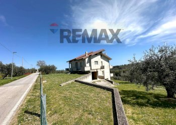 Casa all\'aperto - Villa C.da Ritiro, Orsogna - foto 9