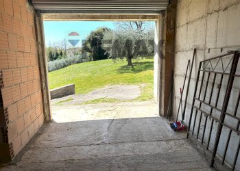 Giardino - Villa C.da Ritiro, Orsogna - foto 41