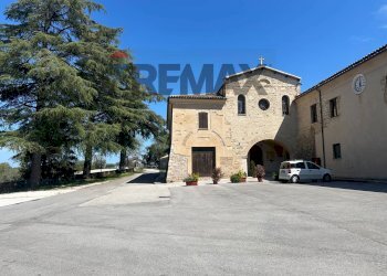 Edificio all\'aperto - Villa C.da Ritiro, Orsogna - foto 47