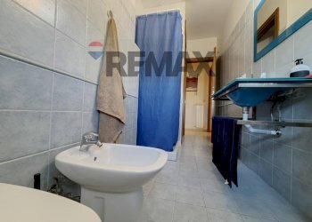 Bagno - Apartment Via Colle Pietre
 
58, Atessa - photo 22