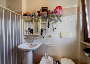 Bagno - Apartment Via Colle Pietre
 
58, Atessa - photo 27