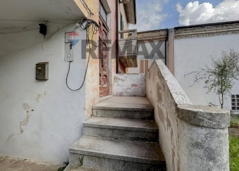 Scale - Semi-detached house contrada Sabatiniello
 
8, Tollo - photo 21