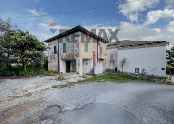 Casa all\'aperto - Semi-detached house contrada Sabatiniello
 
8, Tollo - photo 40