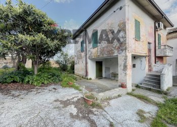 Casa all\'aperto - Semi-detached house contrada Sabatiniello
 
8, Tollo - photo 42