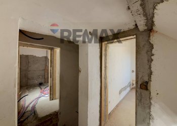 Hall / corridoio - Casa semi indipendente Via Pozzarelli
10, Paglieta - foto 20
