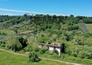 Vista delle montagne - Rustico Contrada Coste del Molino, Rocca San Giovanni - foto 5