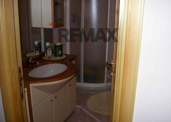 Bagno - Three-room apartment Aremogna
 
67, Roccaraso - photo 9