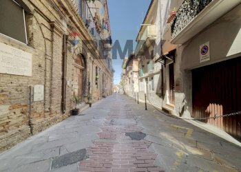 Edificio all\'aperto - Appartamento Via Giuseppe Garibaldi
34, Lanciano - foto 46