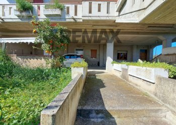 Edificio all\'aperto - Semi-detached house Contrada Palude
 
40/2, Torino di Sangro - photo 3