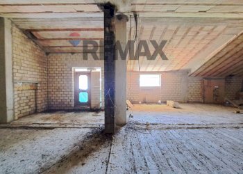 Parcheggio - Semi-detached house Contrada Palude
 
40/2, Torino di Sangro - photo 54