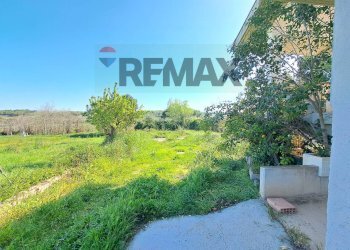 Giardino - Semi-detached house Contrada Palude
 
40/2, Torino di Sangro - photo 66