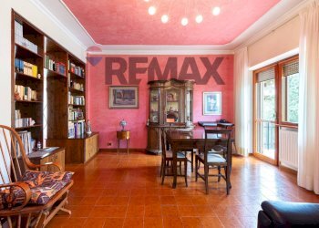 Sala da pranzo - Four-room apartment via Tagliamento
 
16, Mentana - photo 7