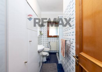 Bagno - Four-room apartment via Tagliamento
 
16, Mentana - photo 16