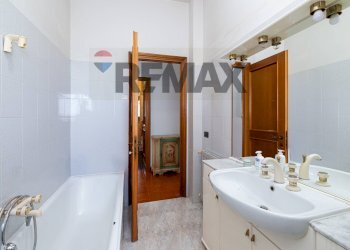 Bagno - Four-room apartment via Tagliamento
 
16, Mentana - photo 20