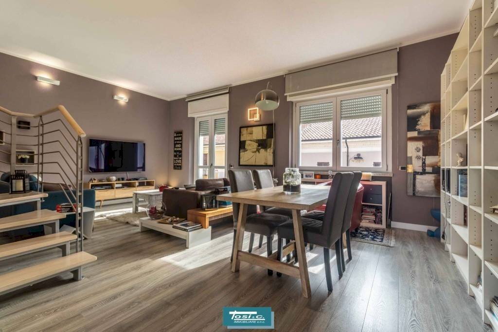Salone - Four-room apartment corso Roma, Borgomanero - photo 2
