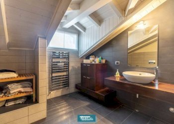 Bagno - Four-room apartment corso Roma, Borgomanero - photo 19