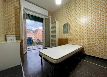 Camera da letto - Non-buildable land salita Vecchia Nostra Signora del Monte, 5, Genova (neighborhood Marassi) - photo 1