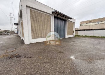 Facciata - Shed via Canzo, Peschiera Borromeo - photo 3