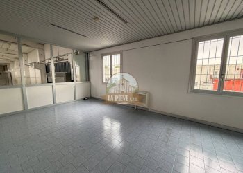 Interno non residenziale - Shed via Canzo, Peschiera Borromeo - photo 14