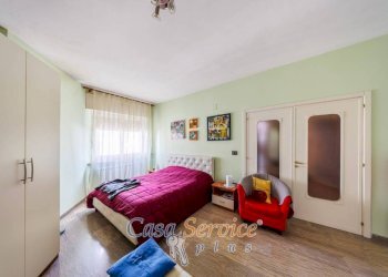 Camera da letto - Two-room apartment via Nizza, Matino - photo 13