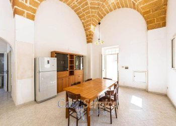 Sala da pranzo - Three-room apartment Lungomare Galileo Galilei, Gallipoli - photo 5