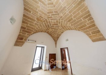 Interno palazzo - Casa indipendente via Solferino, Casarano - foto 34