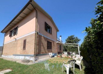 Facciata - Independent house via dei Girasoli, Montelibretti - photo 44