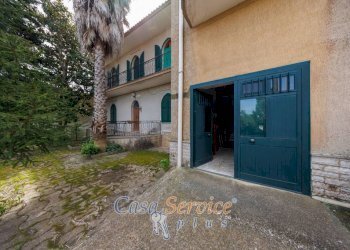 Box auto - Villa via Ada Negri, Oria - photo 12