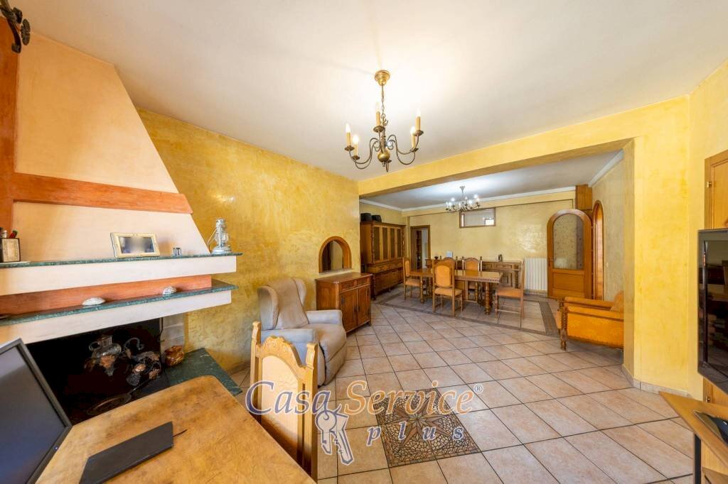 Salone - Independent house via Vittorio Emanuele, Supersano - photo 2