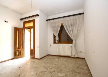 Camera da letto - Casa indipendente via Giovanni XXIII, Matino - foto 8