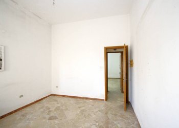 Camera da letto - Casa indipendente via Giovanni XXIII, Matino - foto 12