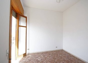 Camera da letto - Casa indipendente via Virgilio, Casarano - foto 18