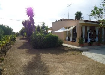 Giardino - Villa strada Vicinale Saline, Matino - photo 14