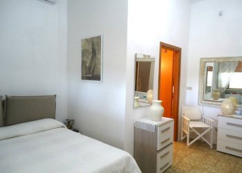 Camera da letto - Villa strada Vicinale Saline, Matino - photo 31