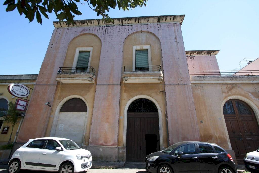 Facciata - Shop via Roma, Matino - photo 1