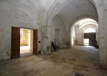 Stanza non arredata - Shop via Roma, Matino - photo 17