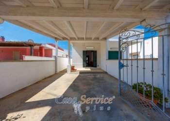 Cortile interno - Villa via Luigi Rizzo, Racale - foto 4