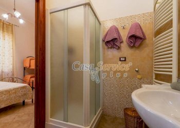 Bagno - Independent house via Trento, Supersano - photo 11